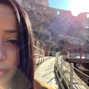 Meet your Posher, Marcy